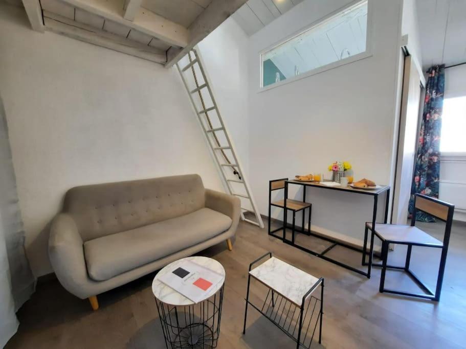 Le Petit Nid - Coeur De Ville - Clim Nîmes Exterior photo